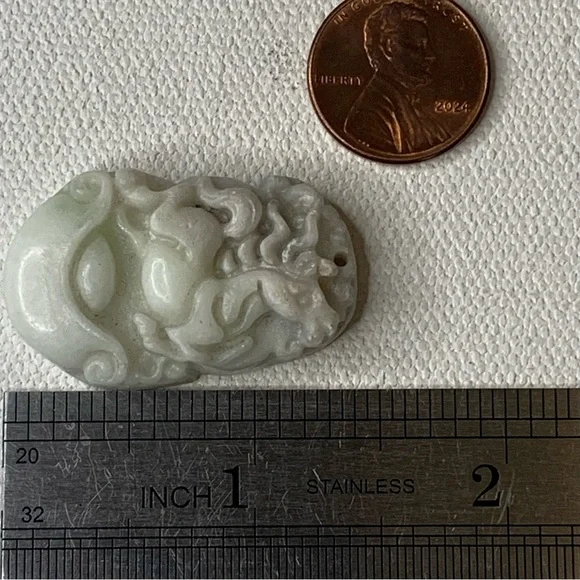 Chinese Zodiac Jade Horse Pendant Carved Stone Animal Amulet Lucky Talisman 1.4" - Picture 10 of 13